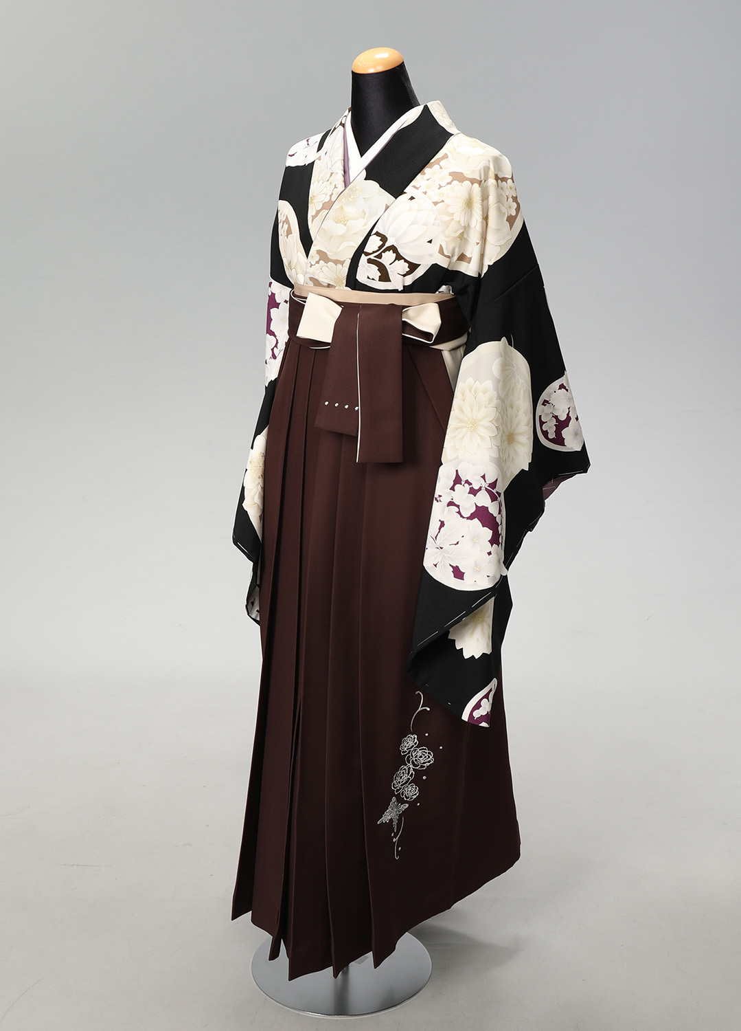 卒業袴：黒・茶・花丸文