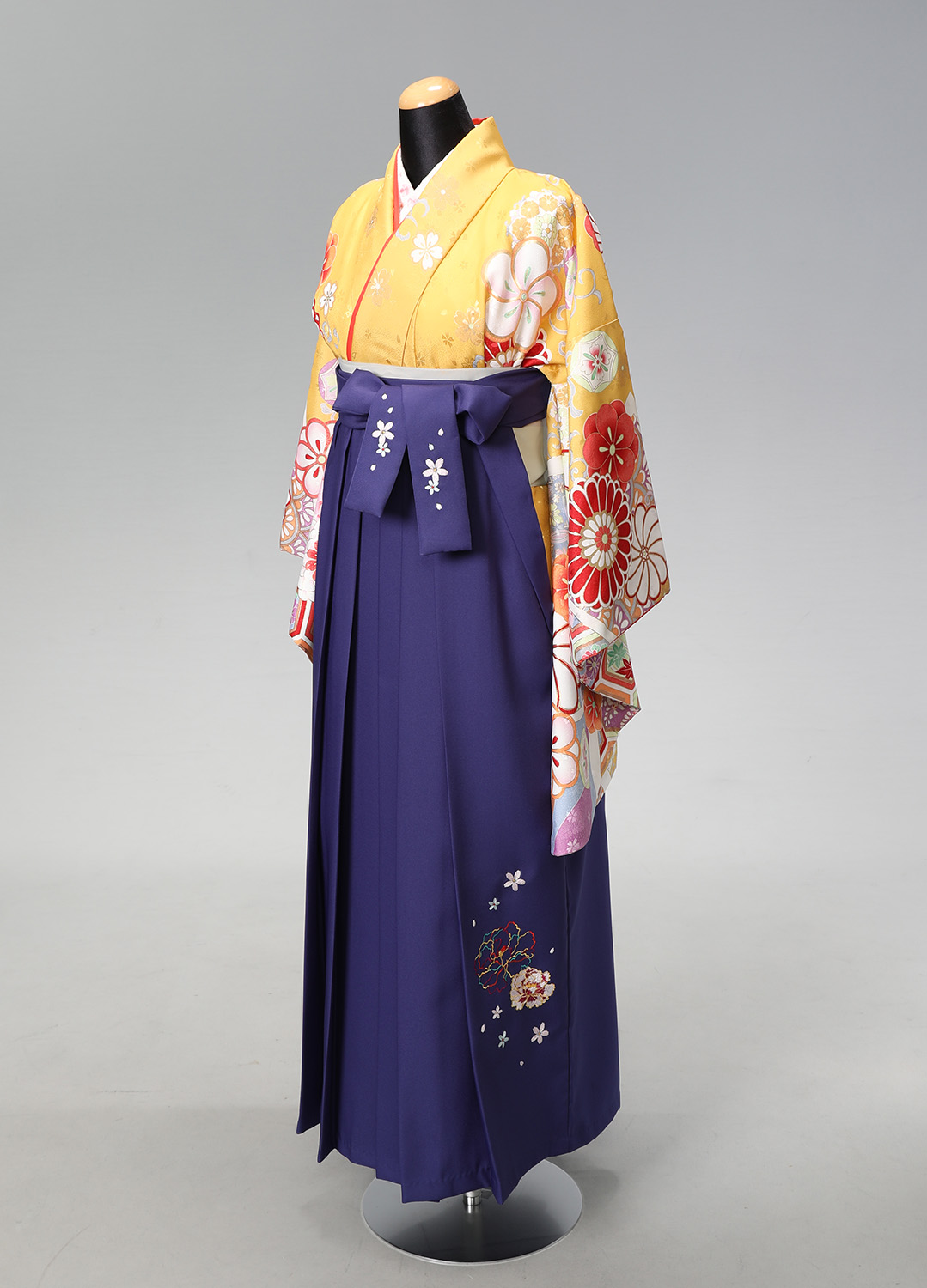 卒業袴：黄色・紫・菊・梅