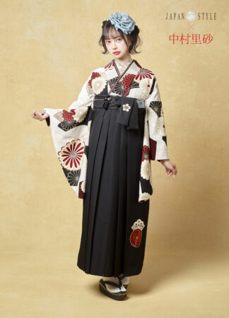卒業袴：JAPAN STYLE×中村里砂
