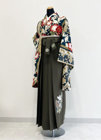 緑・紺・赤・茶